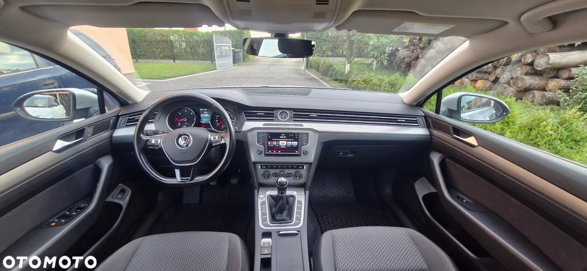 Volkswagen Passat 2.0 TDI BMT Trendline - 13