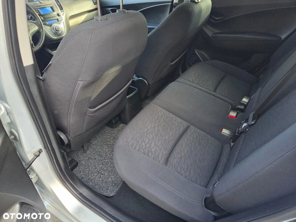 Hyundai ix20 1.4 blue Comfort - 28