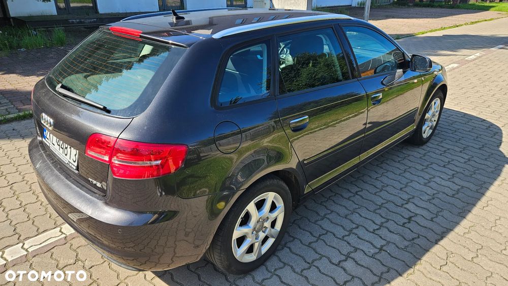 Audi A3 Sportback 1.2 TFSI Attraction - 4
