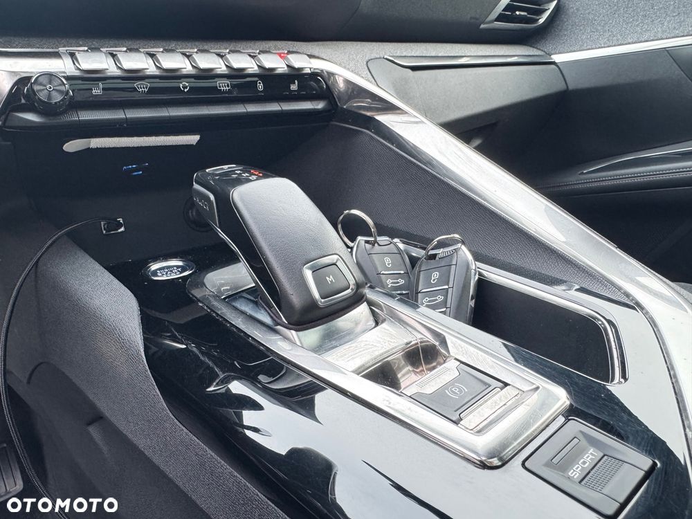 Peugeot 5008 1.6 PureTech GT Line S&S EAT8 - 30