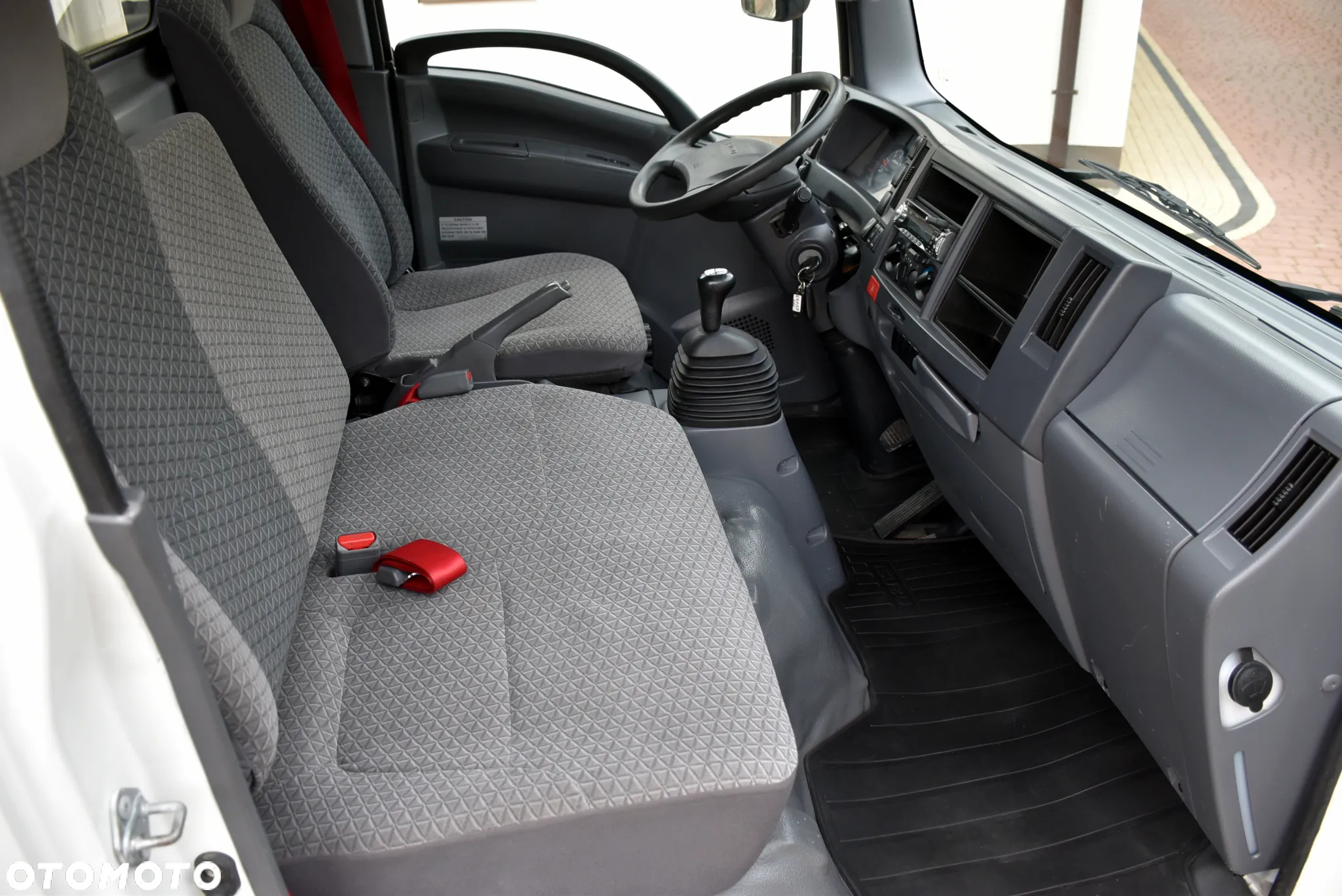 Isuzu N-SERIES m21 - 17