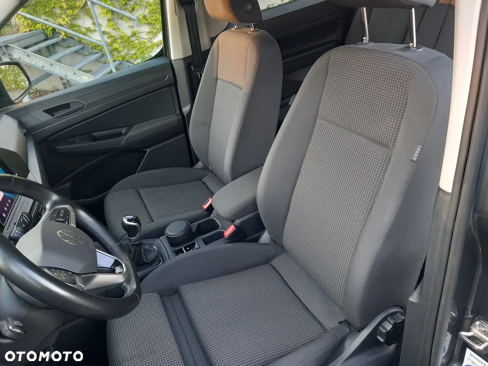 Volkswagen Caddy Maxi 2.0 TDI Comfortline 4Motion - 20