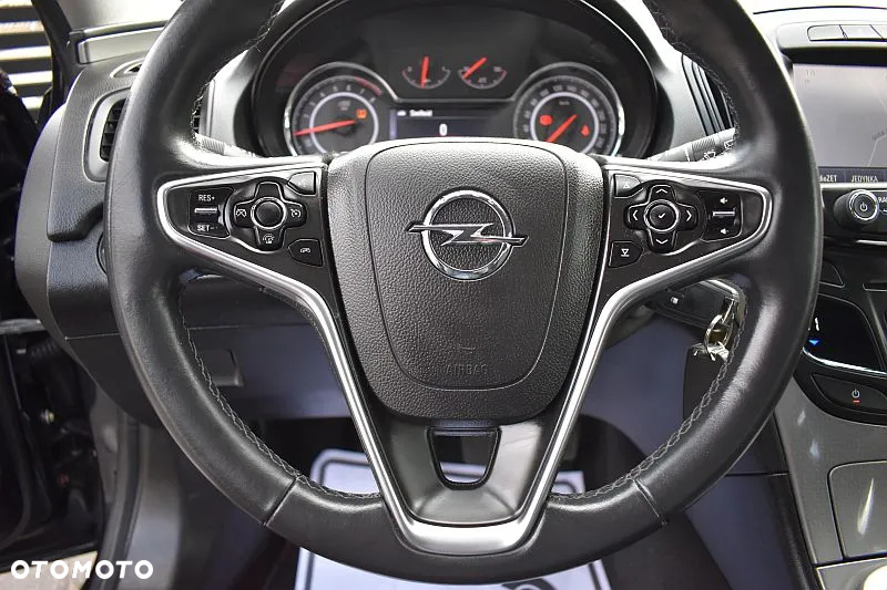 Opel Insignia 1.4 T Cosmo S&S - 12