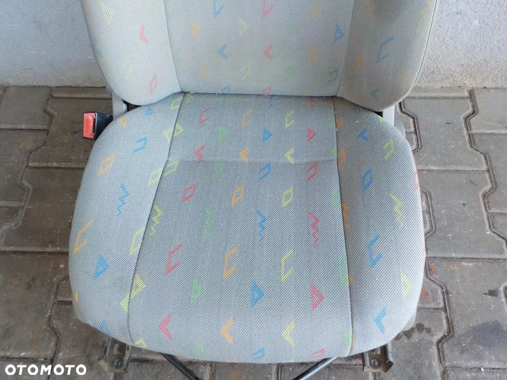 VW CRAFTER LIFT FOTEL SIEDZENIE KIEROWCY - 3