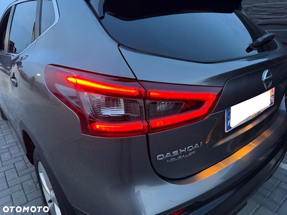 Nissan Qashqai 1.6 DCi Xtronic N-Connecta - 19