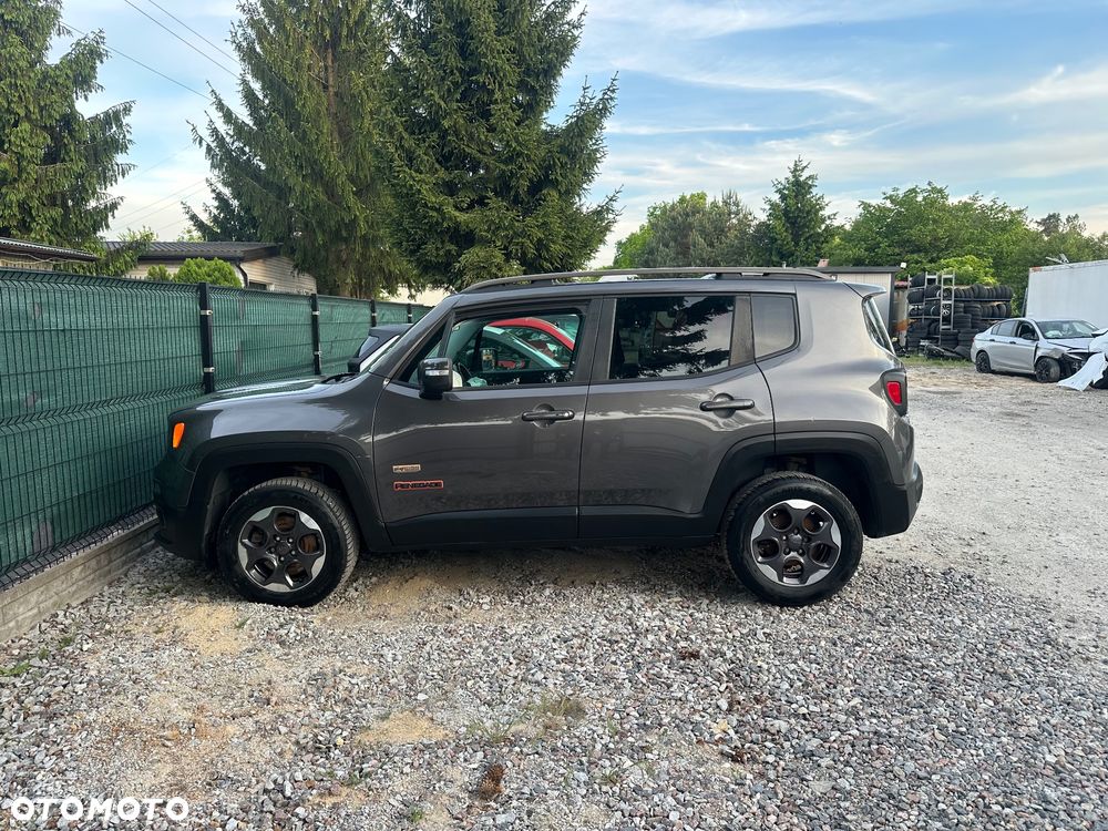 Jeep Renegade 2.0 MultiJet Limited 4WD S&S - 31