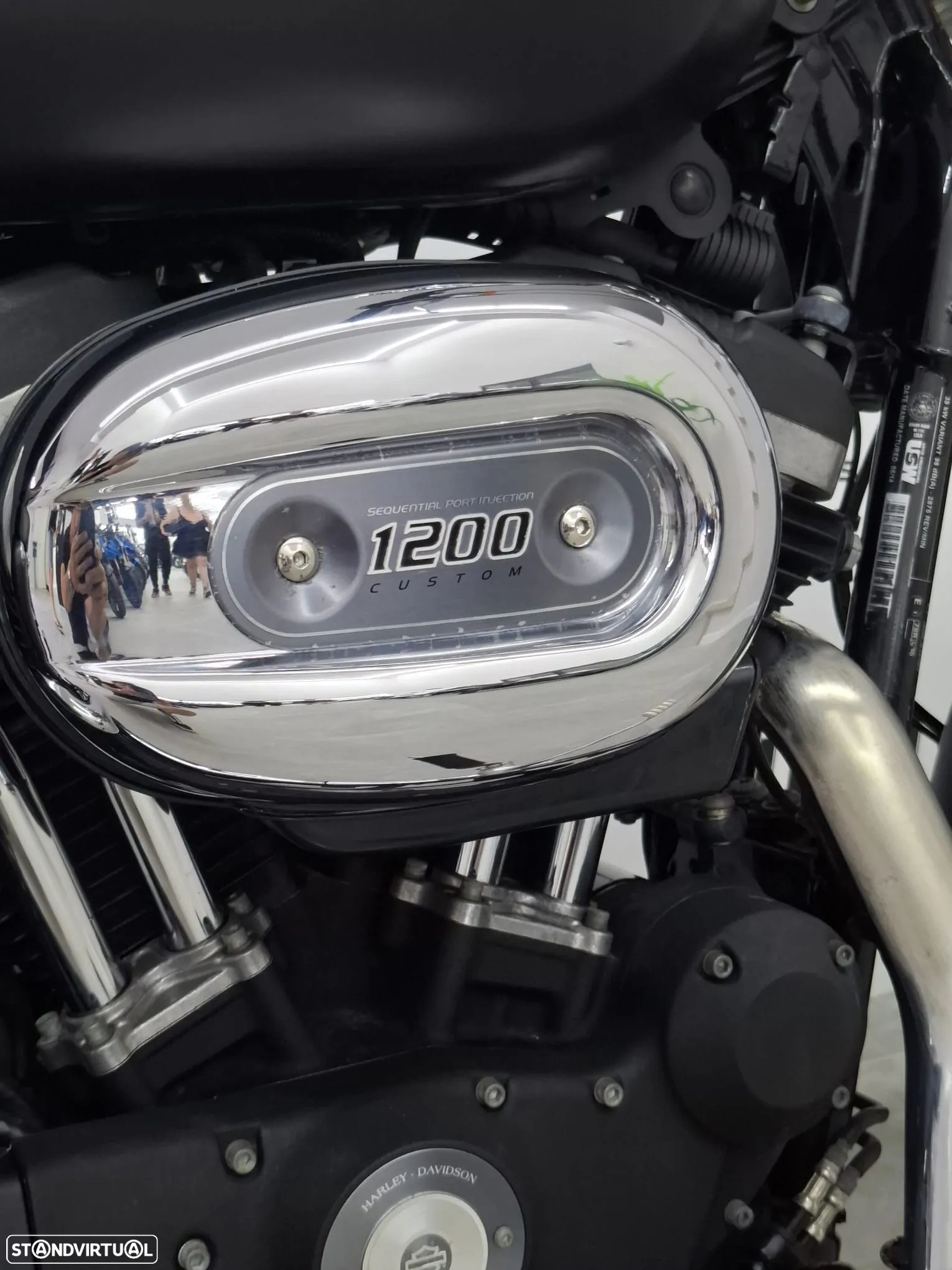 Harley-Davidson Sportster 1200 CUSTOM - 12