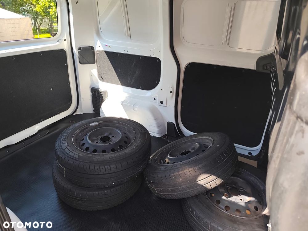 Nissan NV200 Evalia 1.6 Premium - 8