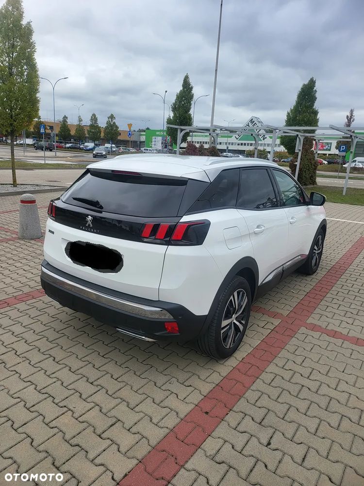 Peugeot 3008 PureTech 130 Stop & Start GPF EAT8 Allure - 4