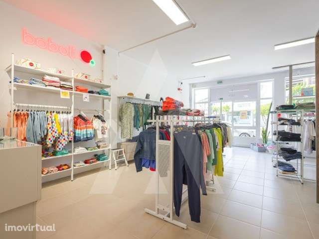 Loja, 86 m², Palhaça - Grande imagem: 2/15