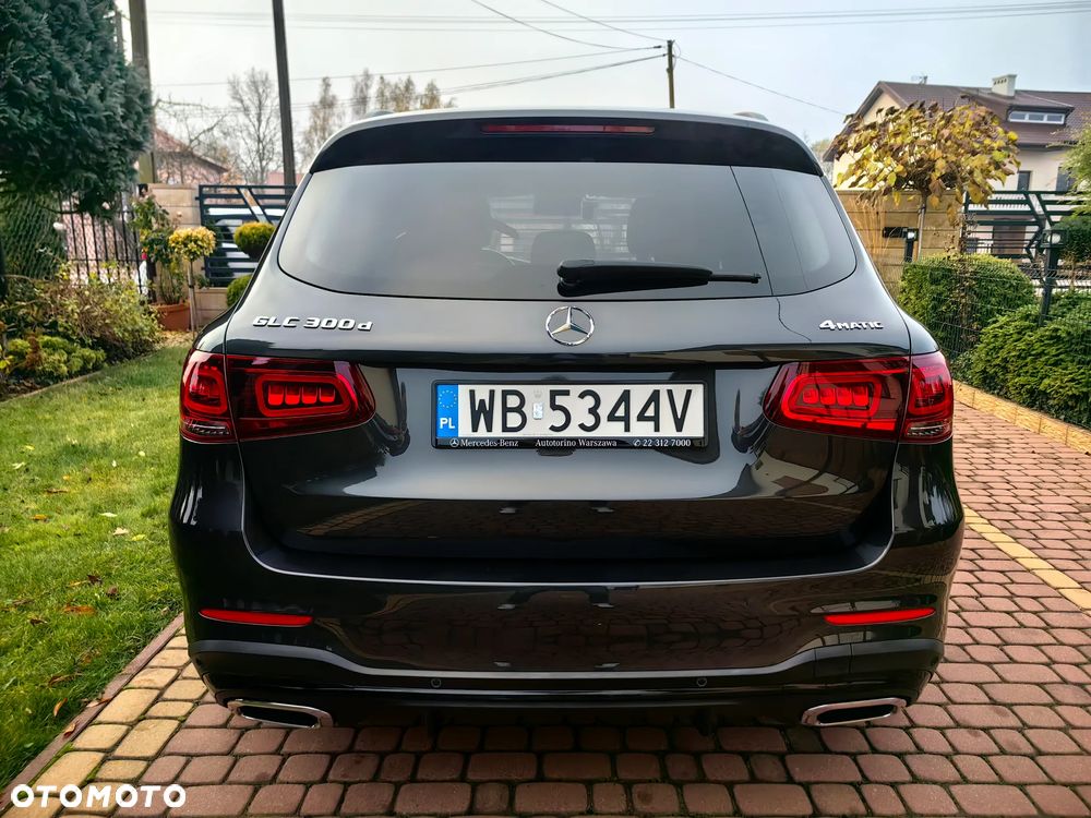 Mercedes-Benz GLC 300 d 4-Matic - 7