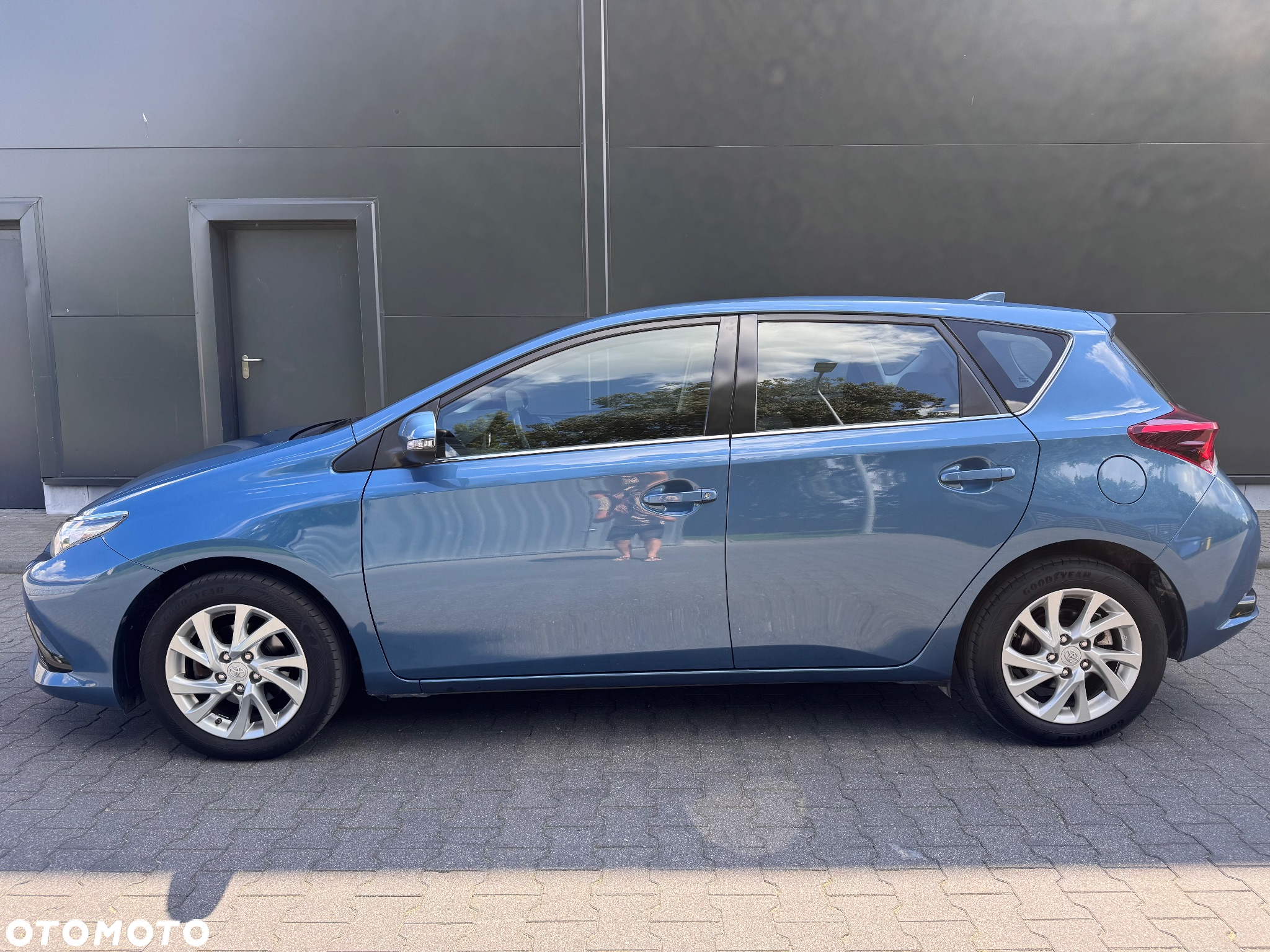 Toyota Auris 1.6 Prestige - 7