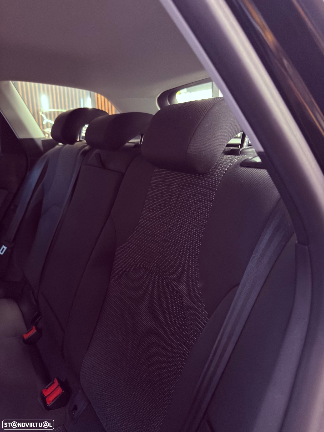 SEAT Leon 1.6 TDI Style S/S - 23
