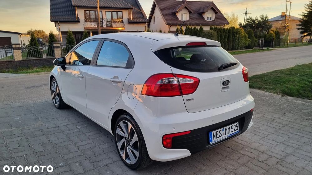 Kia Rio 1.2 Dream Team Edition - 22