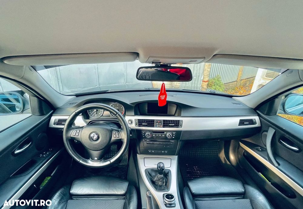 BMW Seria 3 320d - 1