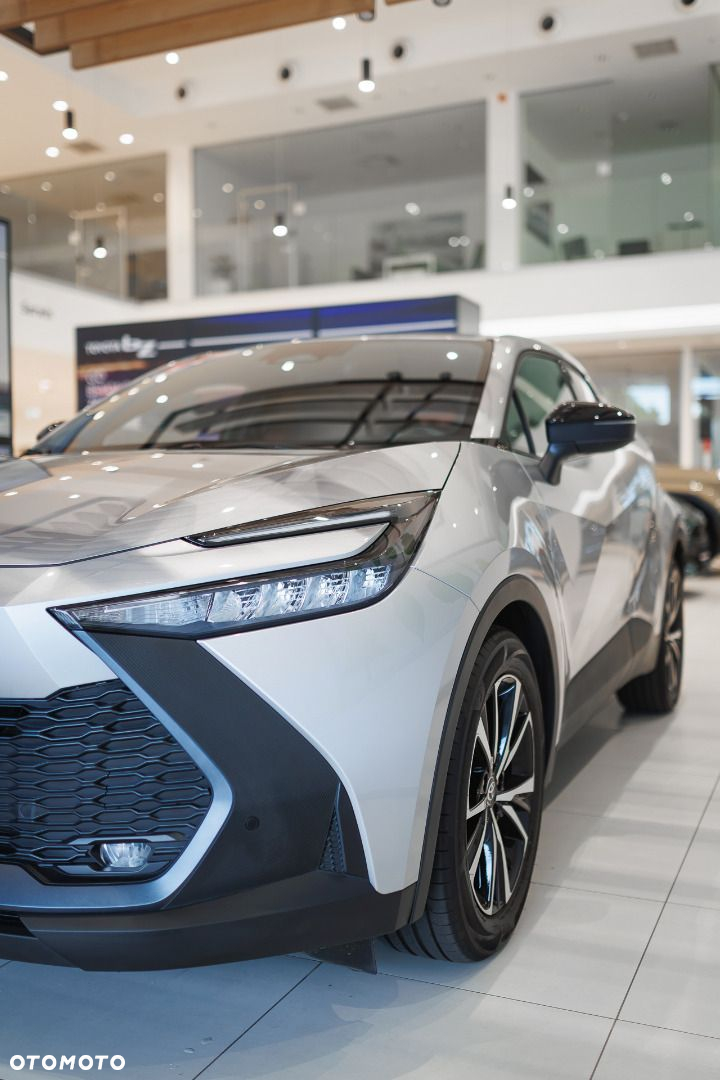 Toyota C-HR - 18