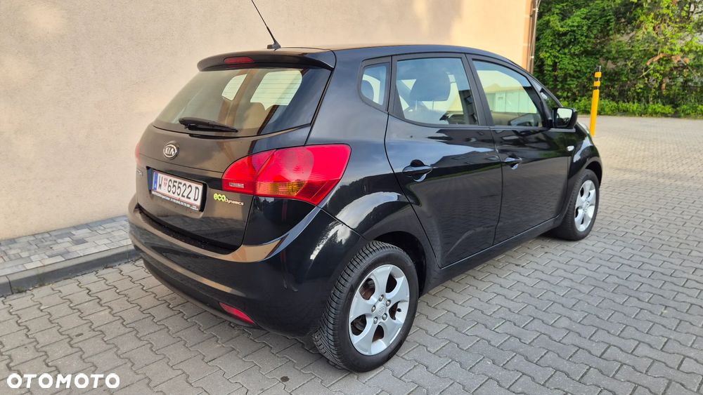 Kia Venga 1.4 CVVT Black Collection - 4