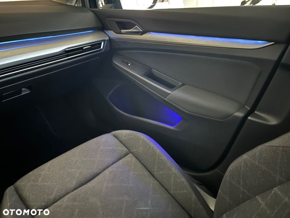 Volkswagen Golf 1.5 eTSI EVO Active DSG - 18