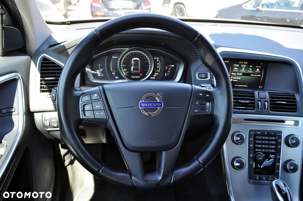 Volvo XC 60 D3 Drive-E Momentum - 18