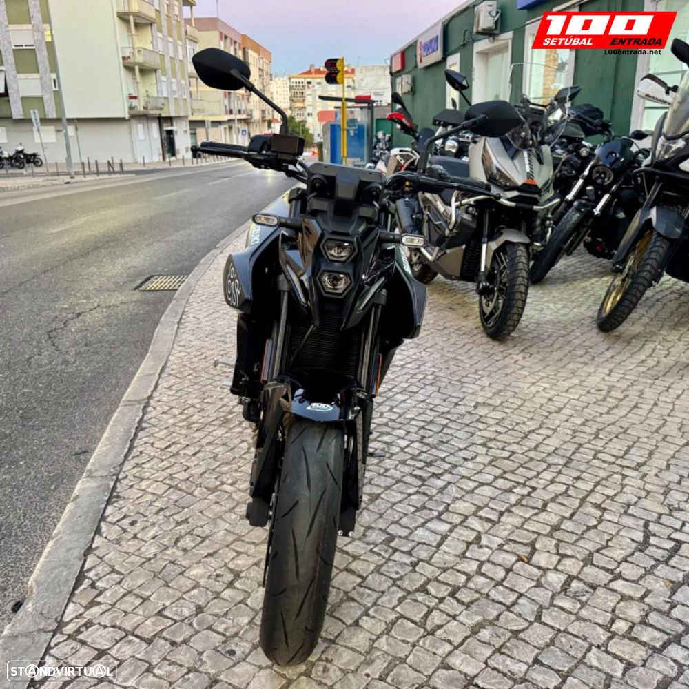 Suzuki GSX 800 S - 6
