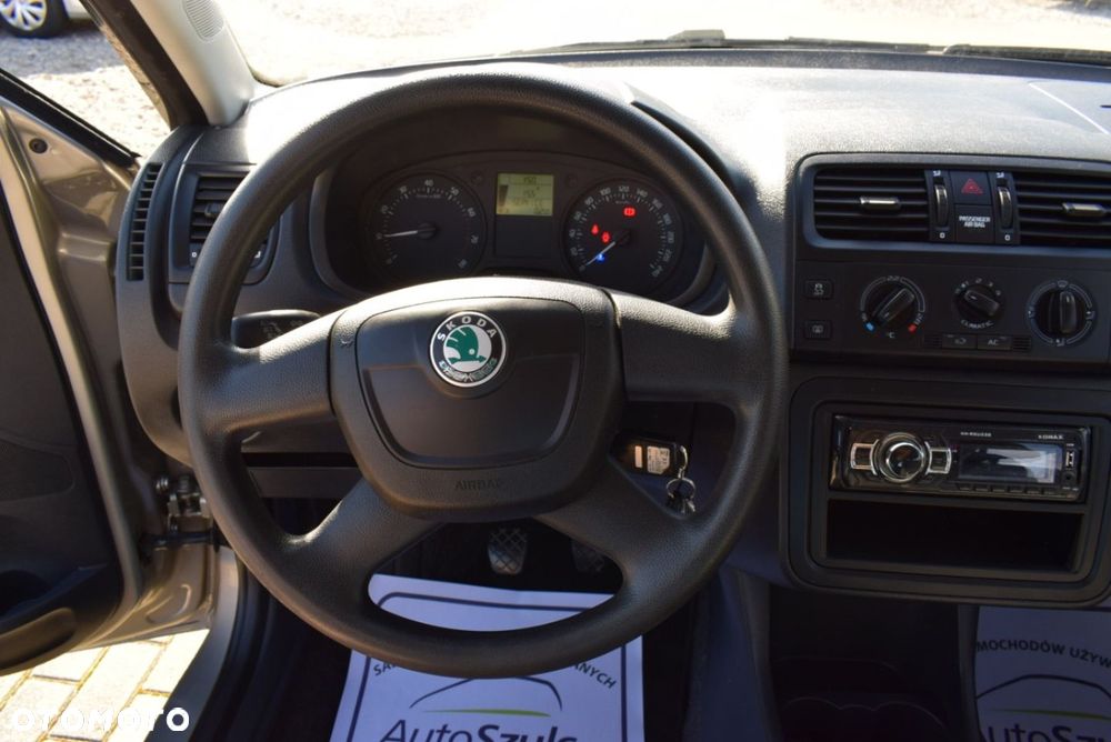 Skoda Roomster - 25