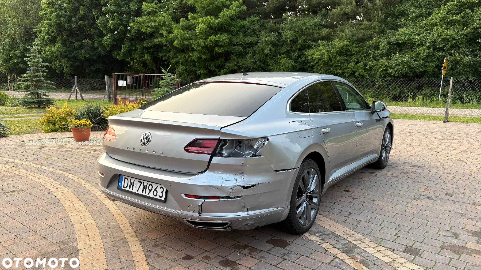 Volkswagen Arteon 2.0 TSI Essence DSG - 4