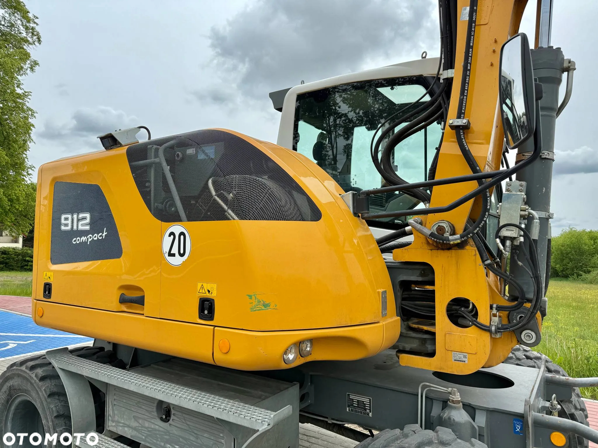 Liebherr A912 COMPACT *2017ROK, 3400 PRZEBIEGU, ROTOTILT ze szczypcami* - 12