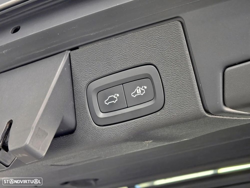 Volvo XC 60 2.0 T6 PHEV Inscription AWD - 50