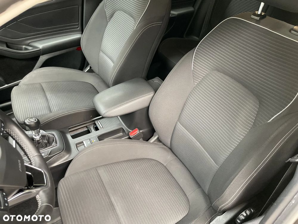 Ford Focus SW 1.0 EcoBoost Titanium X - 12