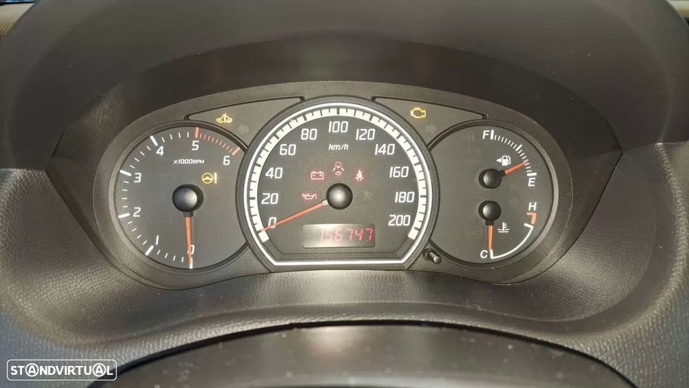 Suzuki Swift 1.3 DDiS GL - 32