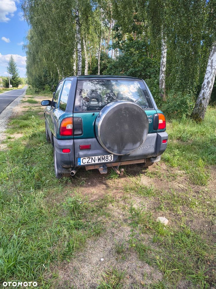 Toyota RAV4 - 4