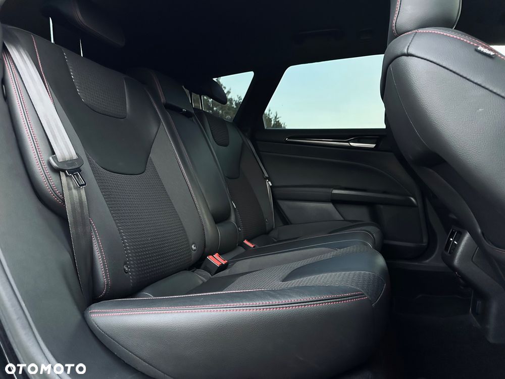Ford Mondeo 2.0 EcoBlue ST-Line - 26