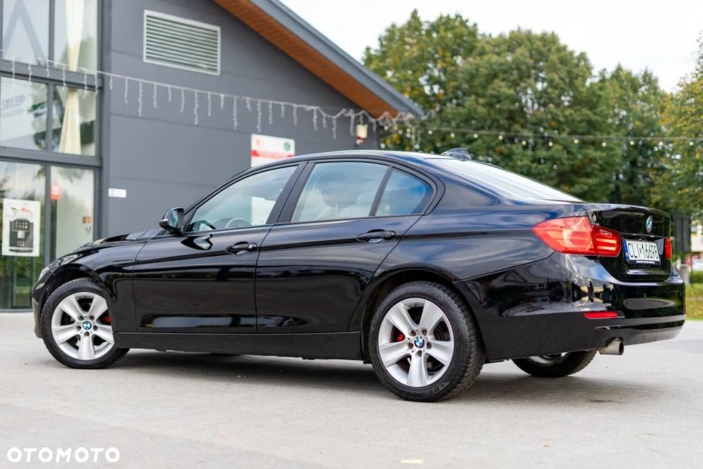 BMW Seria 3 - 25