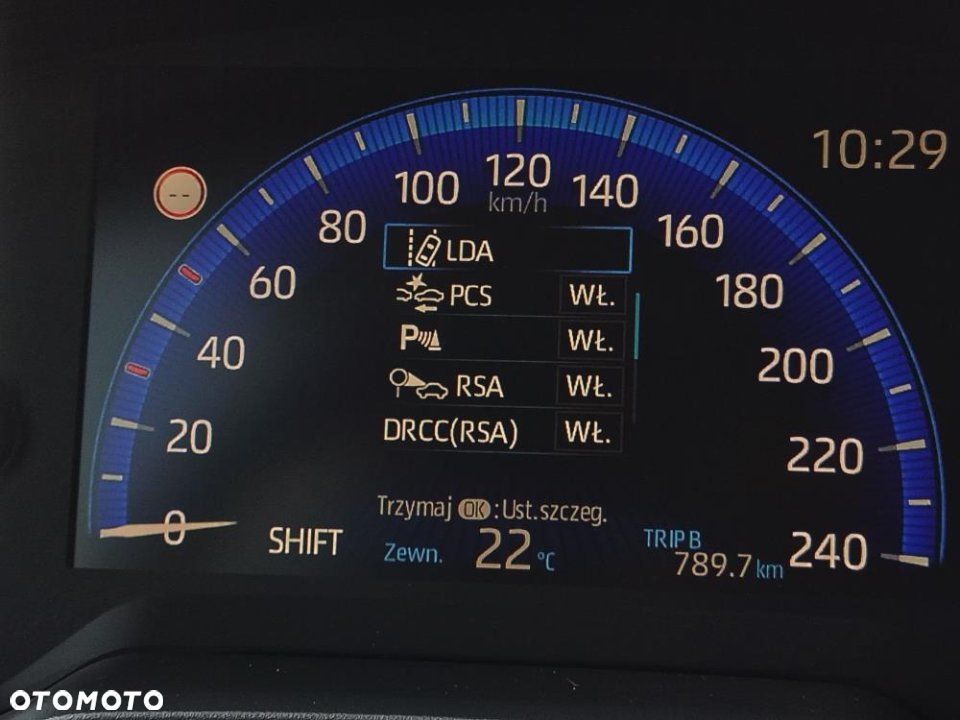 Toyota Corolla - 16