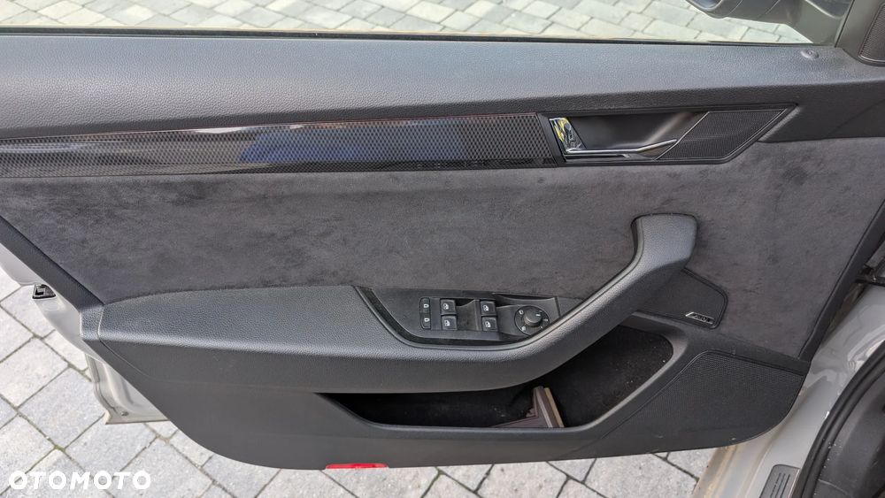 Skoda Superb 2.0 TSI 4x4 Sportline DSG - 13