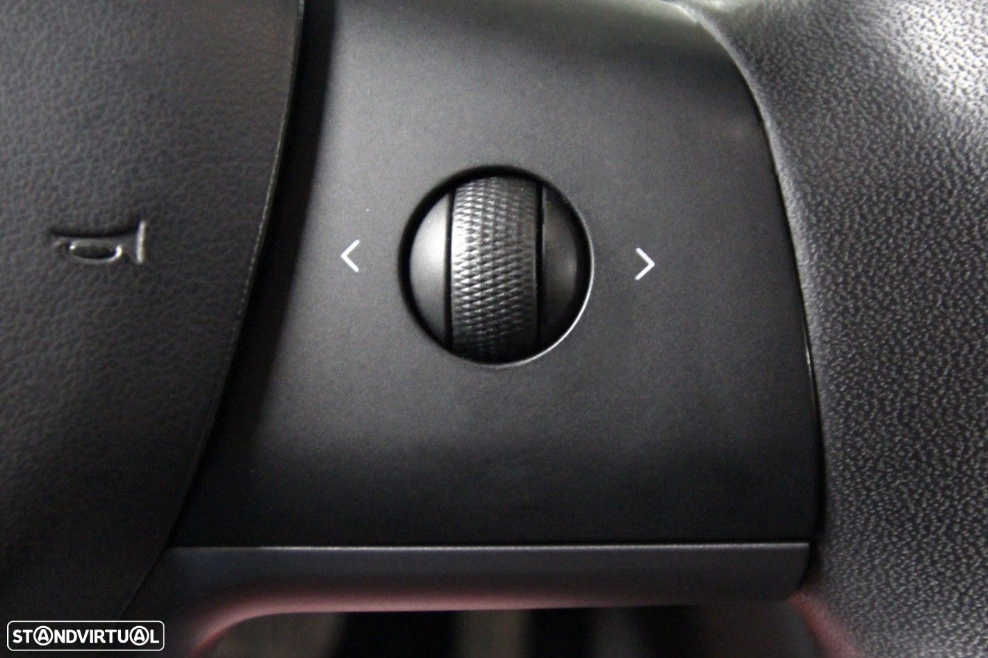 Tesla Model 3 Long-Range Dual Motor AWD - 33