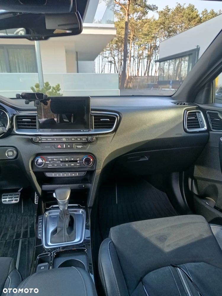 Kia ProCeed - 19