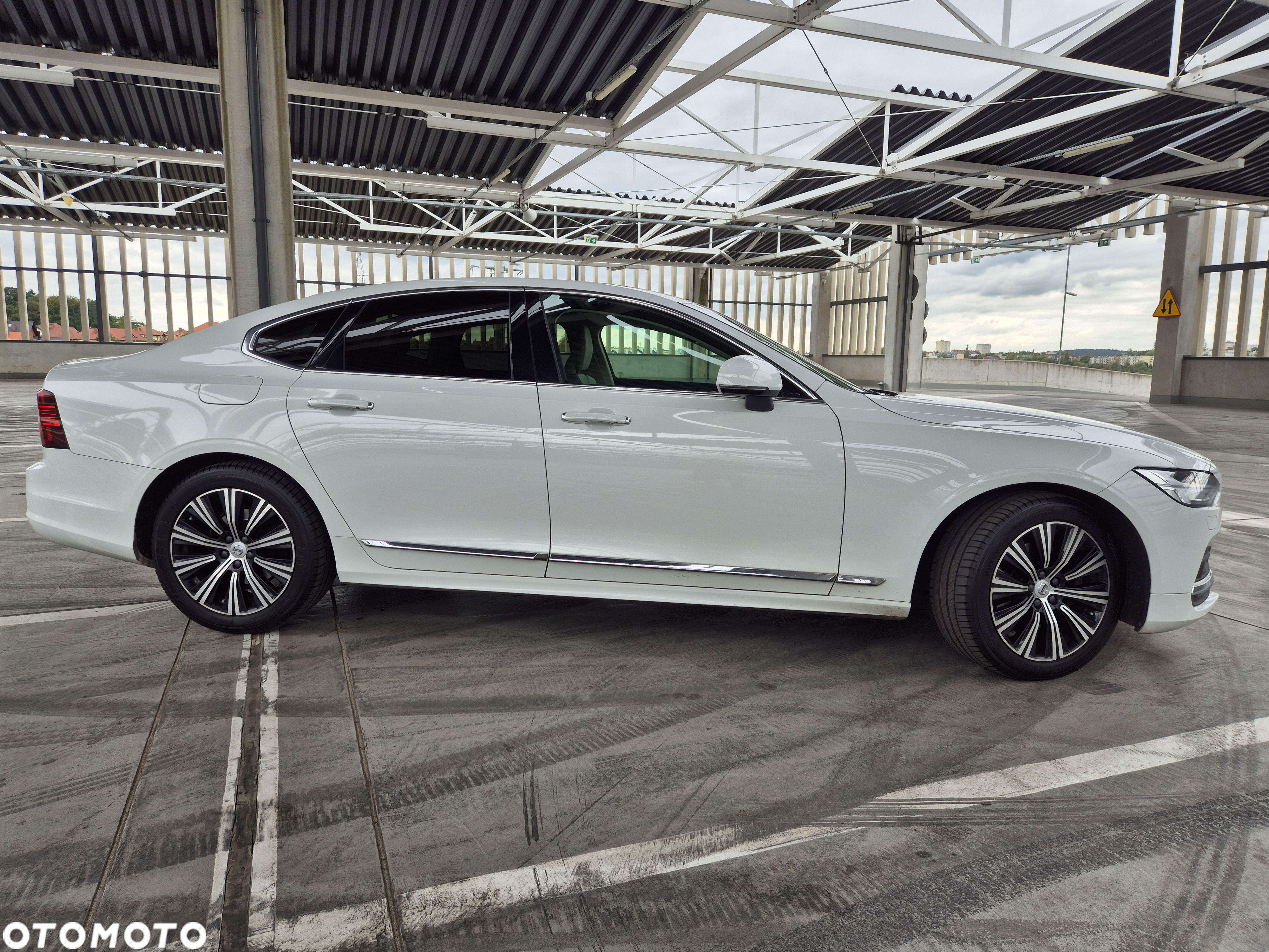 Volvo S90 D4 Inscription - 4