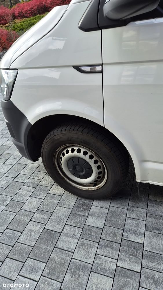 Volkswagen Transporter - 25
