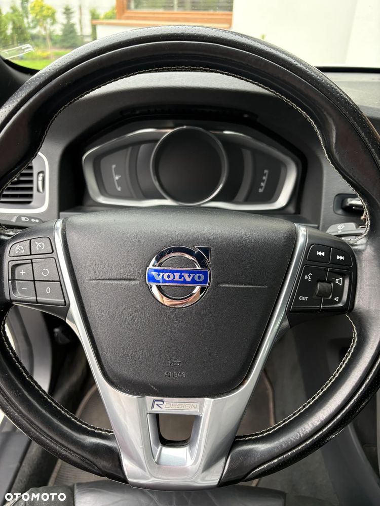 Volvo S60 T4 Momentum - 4