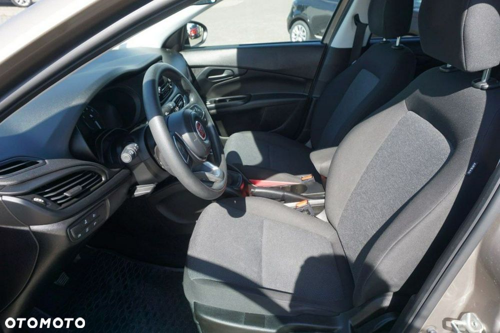 Fiat Tipo 1.0 T3 - 9