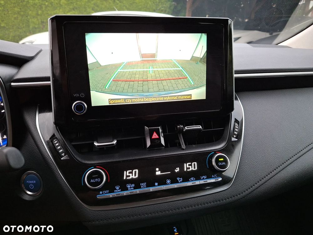 Toyota Corolla 1.8 Hybrid Comfort - 30