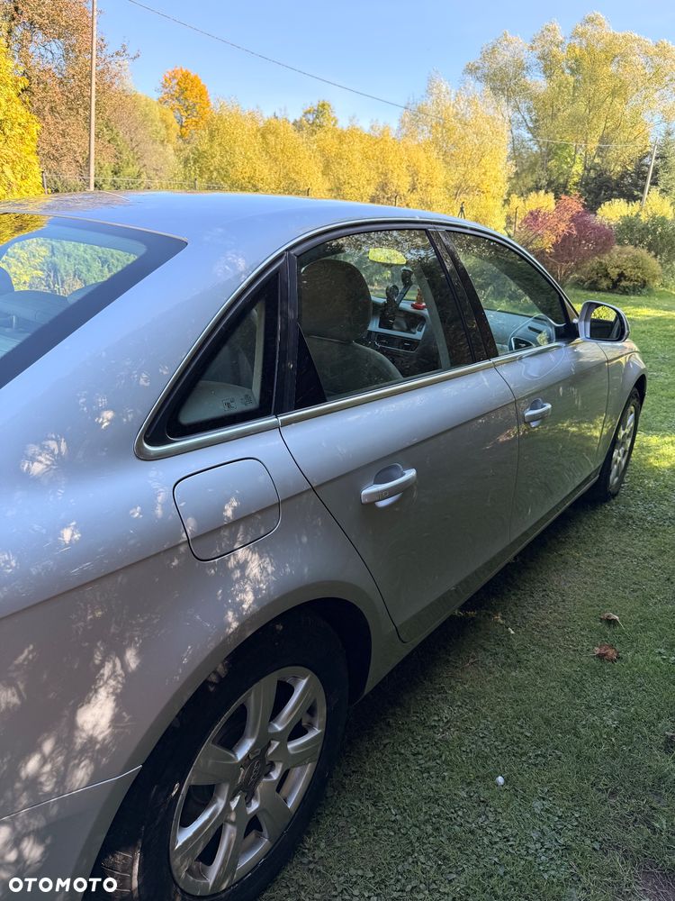 Audi A4 Limousine - 23