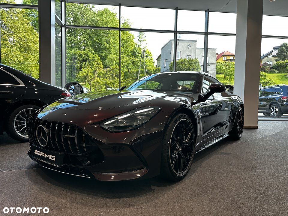 Mercedes-Benz AMG GT - 1