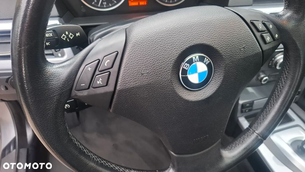 BMW Seria 5 525i - 18