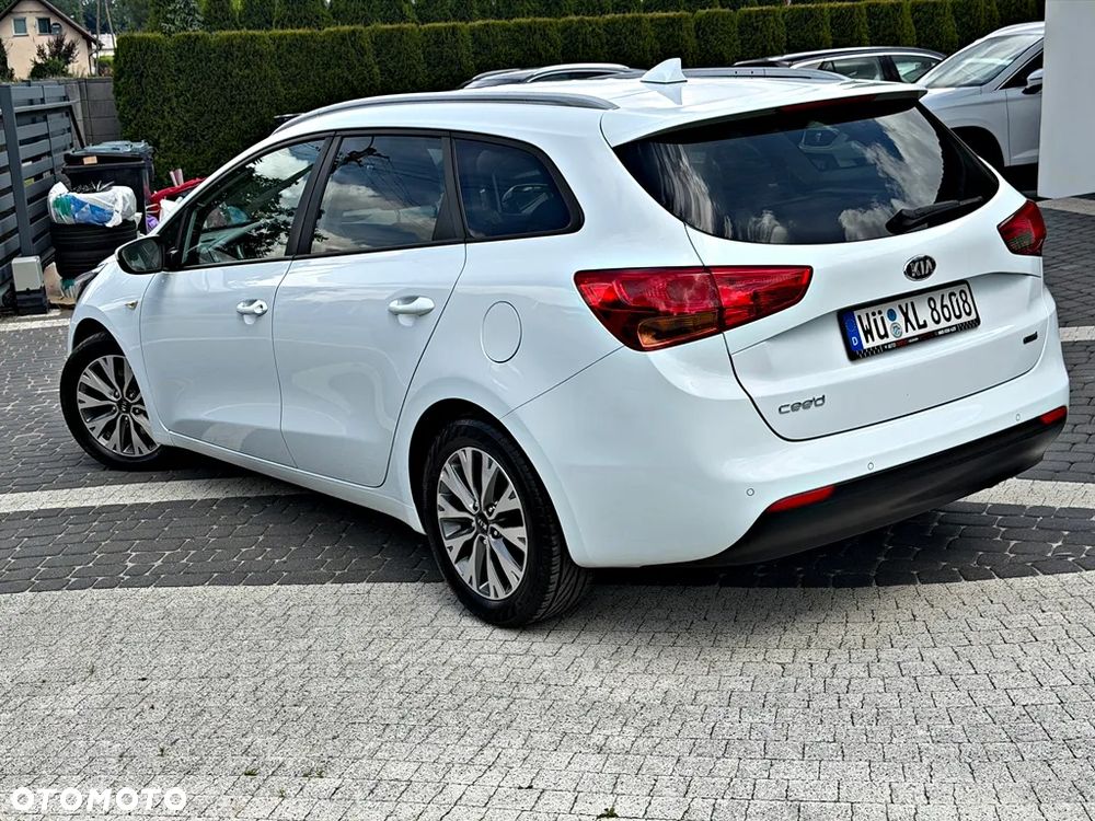 Kia Ceed 1.6 CRDi XL - 8