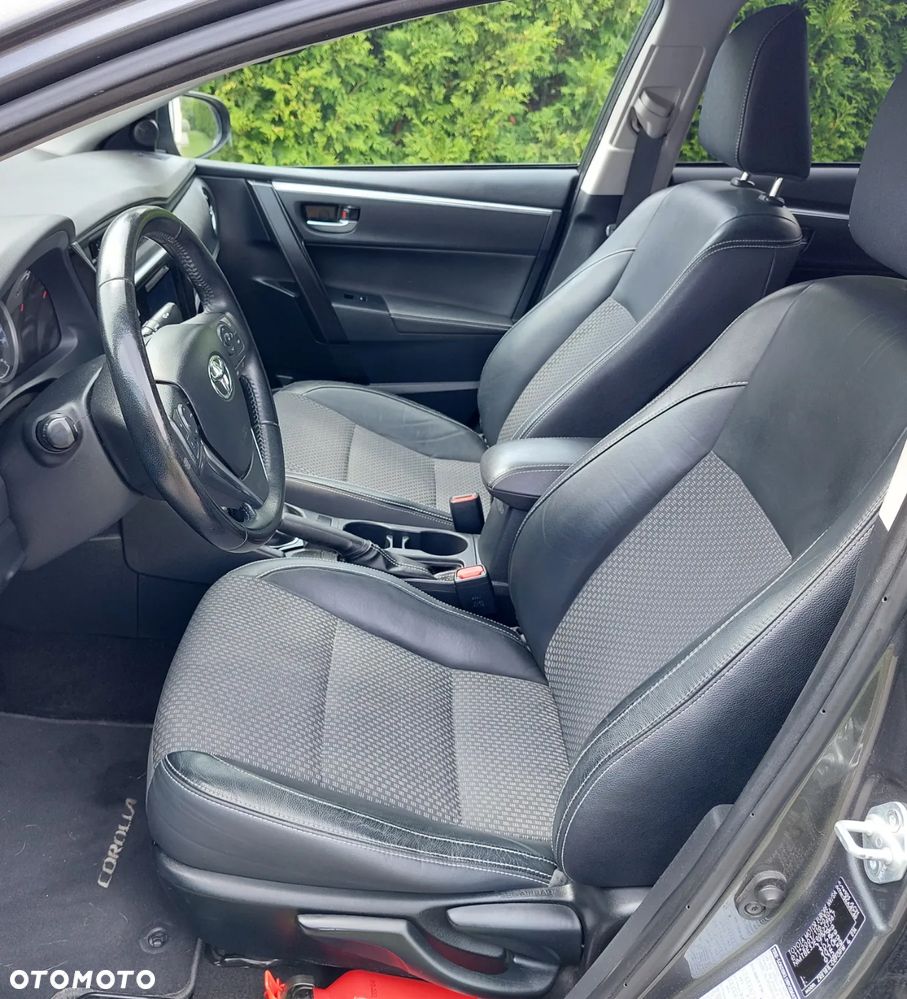 Toyota Corolla 1.6 Prestige - 10