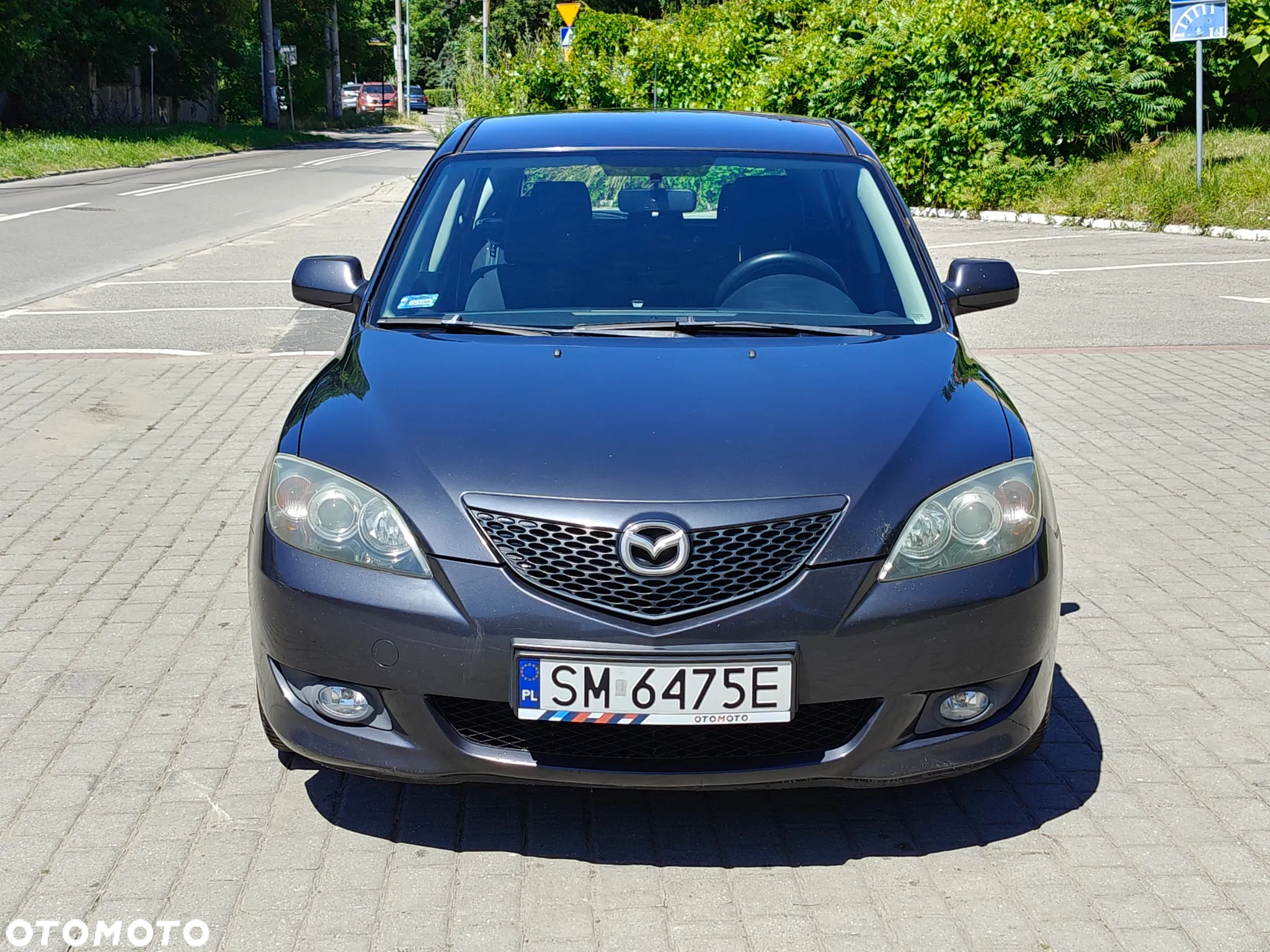 Mazda 323F 1.8 GLX - 11