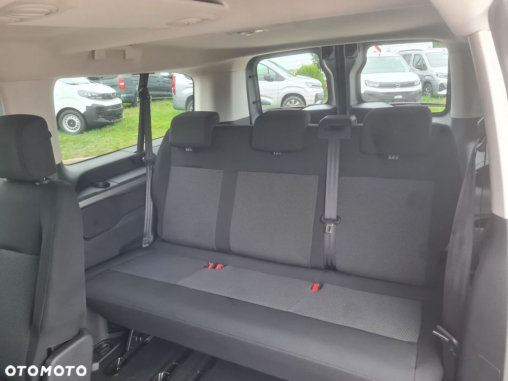 Opel Vivaro - 17