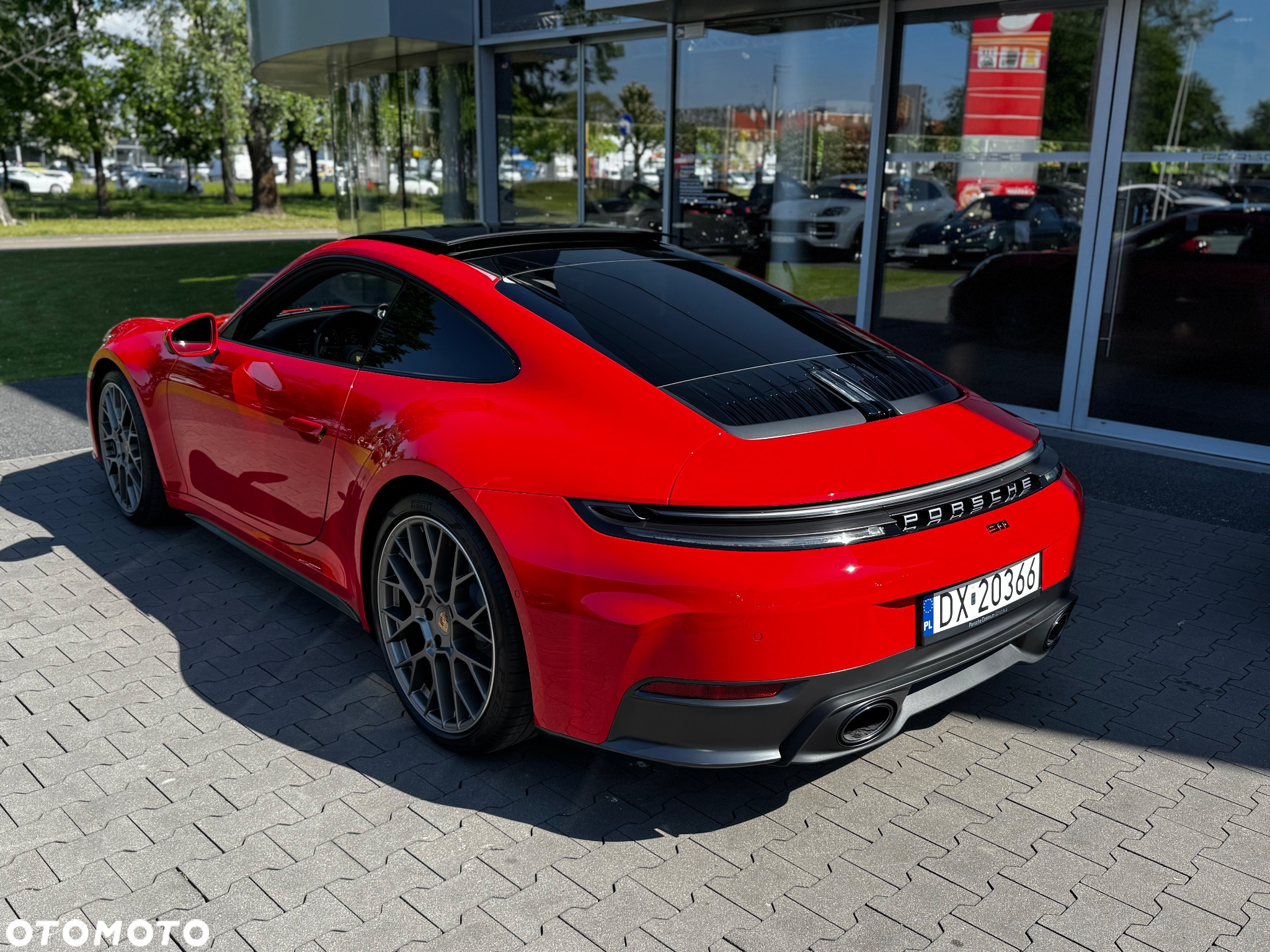 Porsche 911 Carrera - 13